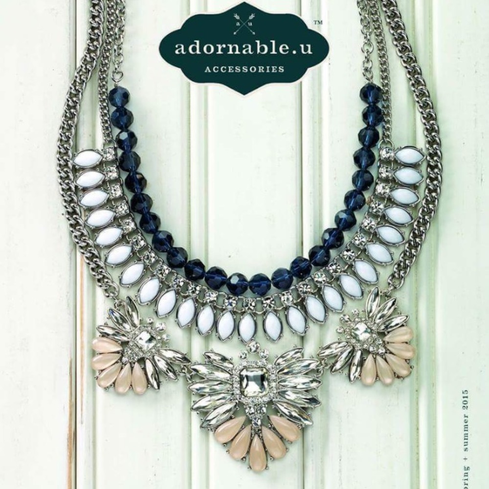 Adorable. U 3 piece necklace